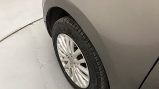 Used 2022 maruti-suzuki Dzire ZXI Petrol Manual dents MINOR SCRATCH