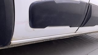Used 2016 Renault Kwid [2015-2019] RXT Petrol Manual dents MINOR SCRATCH
