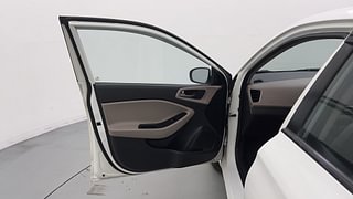 Used 2016 Hyundai Elite i20 [2014-2018] Sportz 1.2 Petrol Manual interior LEFT FRONT DOOR OPEN VIEW