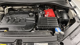 Used 2018 Volkswagen Tiguan [2017-2020] Comfortline TDI Diesel Automatic engine ENGINE LEFT SIDE VIEW