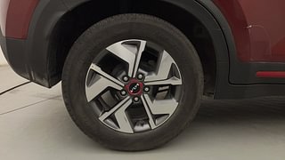 Used 2022 Kia Sonet GTX Plus 1.5 AT Diesel Automatic tyres RIGHT REAR TYRE RIM VIEW