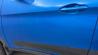 Used 2018 Tata Nexon [2017-2020] XZ Plus Petrol Petrol Manual dents MINOR SCRATCH