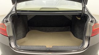 Used 2014 Honda City VX CVT Petrol Automatic interior DICKY INSIDE VIEW