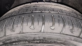 Used 2019 Hyundai Grand i10 Magna 1.2 Kappa VTVT Petrol Manual tyres LEFT FRONT TYRE TREAD VIEW