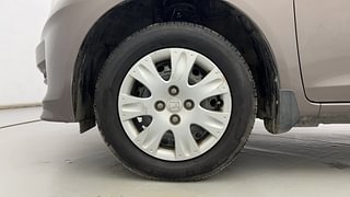 Used 2013 Honda Amaze [2013-2016] 1.2 S AT i-VTEC Petrol Automatic tyres LEFT FRONT TYRE RIM VIEW