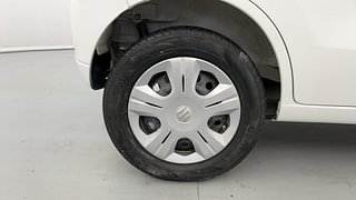 Used 2016 Maruti Suzuki Wagon R 1.0 [2015-2019] VXI AMT Petrol Automatic tyres RIGHT REAR TYRE RIM VIEW