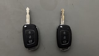 Used 2022 Hyundai Grand i10 Nios Magna Corp Edition Petrol Petrol Manual extra CAR KEY VIEW