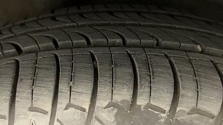 Used 2014 Honda City VX CVT Petrol Automatic tyres RIGHT REAR TYRE TREAD VIEW