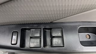 Used 2011 Toyota Etios [2010-2017] G Petrol Manual top_features Power windows