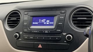 Used 2016 Hyundai Grand i10 [2013-2017] Asta (O) AT 1.2 kappa VTVT Petrol Automatic top_features Integrated (in-dash) music system