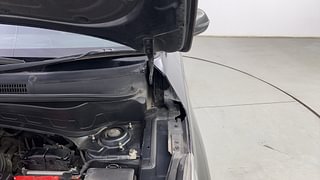 Used 2020 Kia Seltos HTK D Diesel Manual engine ENGINE LEFT SIDE HINGE & APRON VIEW