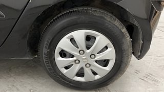 Used 2011 Hyundai i10 Sportz 1.2 Kappa2 Petrol Manual tyres LEFT REAR TYRE RIM VIEW