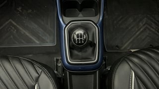 Used 2023 Maruti Suzuki Ignis Zeta MT Petrol Petrol Manual interior GEAR  KNOB VIEW