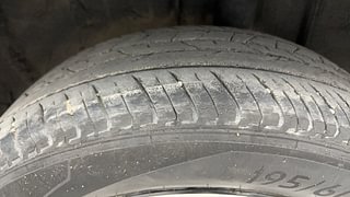 Used 2021 Nissan Magnite XV Petrol Manual tyres LEFT REAR TYRE TREAD VIEW