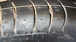 Used 2014 Hyundai Eon [2011-2018] Magna Petrol Manual tyres RIGHT REAR TYRE TREAD VIEW