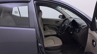 Used 2016 hyundai i10 Sportz 1.1 Petrol Petrol Manual interior RIGHT SIDE FRONT DOOR CABIN VIEW
