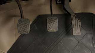 Used 2014 Maruti Suzuki Ertiga [2012-2015] ZXi Petrol Manual interior PEDALS VIEW