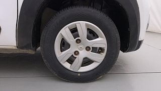 Used 2016 Renault Kwid [2015-2019] RXT Petrol Manual tyres RIGHT FRONT TYRE RIM VIEW