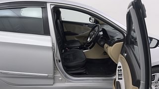 Used 2014 Hyundai Verna [2011-2015] Fluidic 1.4 VTVT Petrol Manual interior RIGHT SIDE FRONT DOOR CABIN VIEW