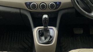 Used 2016 Hyundai Grand i10 [2013-2017] Asta (O) AT 1.2 kappa VTVT Petrol Automatic interior GEAR  KNOB VIEW