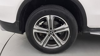 Used 2017 Mercedes-Benz GLC 300 Progressive Petrol Automatic tyres RIGHT REAR TYRE RIM VIEW