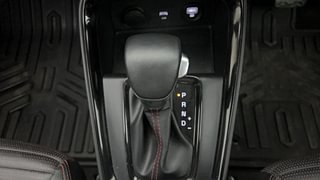 Used 2022 Kia Sonet GTX Plus 1.5 AT Diesel Automatic interior GEAR  KNOB VIEW