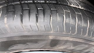 Used 2017 Mahindra KUV100 [2015-2017] K6 6 STR Petrol Manual tyres RIGHT FRONT TYRE TREAD VIEW