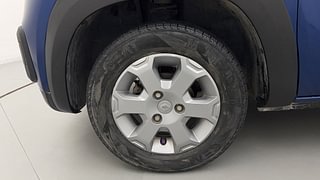 Used 2018 Renault Kwid [2017-2019] CLIMBER 1.0 AMT Petrol Automatic tyres LEFT FRONT TYRE RIM VIEW