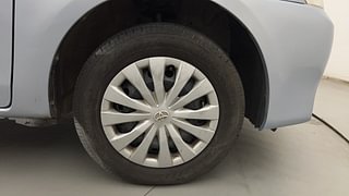 Used 2011 Toyota Etios [2010-2017] G Petrol Manual tyres RIGHT FRONT TYRE RIM VIEW