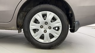 Used 2013 Honda Amaze [2013-2016] 1.2 S AT i-VTEC Petrol Automatic tyres LEFT REAR TYRE RIM VIEW