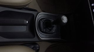 Used 2015 Honda City V Petrol Manual interior GEAR  KNOB VIEW