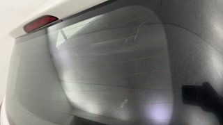 Used 2016 Hyundai Elite i20 [2014-2018] Sportz 1.2 Petrol Manual top_features Rear defogger