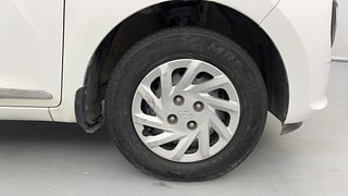 Used 2022 Hyundai New Santro 1.1 Sportz Executive CNG Petrol+cng Manual tyres RIGHT FRONT TYRE RIM VIEW