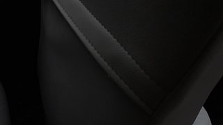 Used 2016 Renault Kwid [2015-2019] RXT Petrol Manual top_features Front seat pockets
