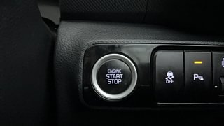 Used 2022 Kia Sonet GTX Plus 1.5 AT Diesel Automatic top_features Keyless start