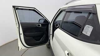 Used 2021 Hyundai Venue [2019-2022] SX 1.0  Turbo iMT Petrol Manual interior LEFT FRONT DOOR OPEN VIEW