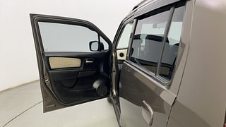 Used 2017 Maruti Suzuki Wagon R 1.0 [2015-2019] VXI AMT Petrol Automatic interior LEFT FRONT DOOR OPEN VIEW