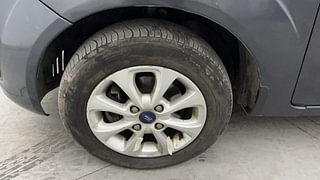 Used 2012 Ford Figo [2010-2015] Duratorq Diesel Titanium 1.4 Diesel Manual tyres LEFT FRONT TYRE RIM VIEW