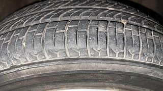 Used 2022 Hyundai New Santro 1.1 Sportz AMT Petrol Automatic tyres RIGHT FRONT TYRE TREAD VIEW