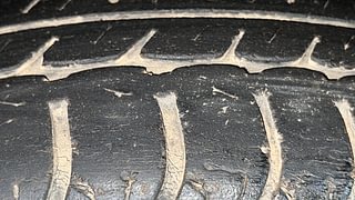 Used 2017 Maruti Suzuki Wagon R 1.0 [2015-2019] VXI AMT Petrol Automatic tyres LEFT FRONT TYRE TREAD VIEW
