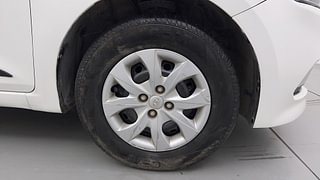 Used 2016 Hyundai Elite i20 [2014-2018] Sportz 1.2 Petrol Manual tyres RIGHT FRONT TYRE RIM VIEW