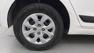 Used 2016 Hyundai Elite i20 [2014-2018] Sportz 1.2 Petrol Manual tyres RIGHT REAR TYRE RIM VIEW