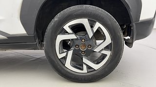 Used 2021 Nissan Magnite XV Petrol Manual tyres LEFT REAR TYRE RIM VIEW