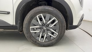 Used 2021 Hyundai Venue [2019-2022] SX 1.0  Turbo iMT Petrol Manual tyres RIGHT FRONT TYRE RIM VIEW