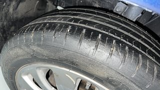 Used 2018 Maruti Suzuki Baleno [2015-2019] Zeta Petrol Petrol Manual tyres LEFT FRONT TYRE TREAD VIEW