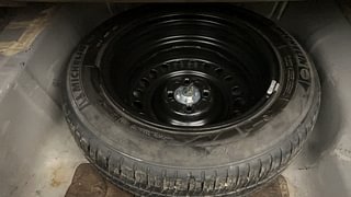 Used 2014 Honda City VX CVT Petrol Automatic tyres SPARE TYRE VIEW