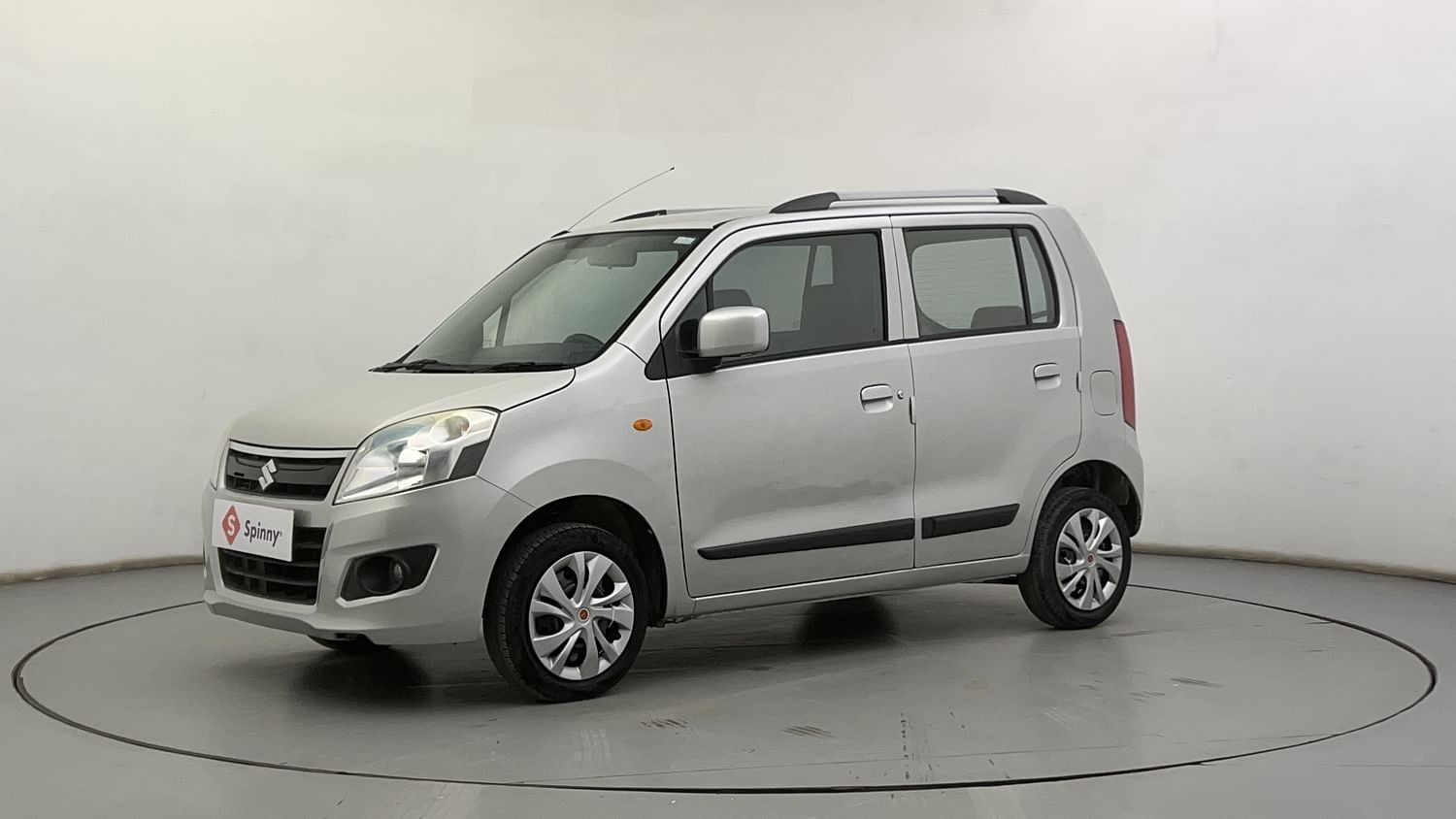 LEFT FRONT CORNER VIEW