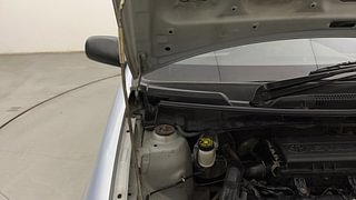 Used 2011 Toyota Etios [2010-2017] G Petrol Manual engine ENGINE RIGHT SIDE HINGE & APRON VIEW