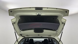 Used 2021 Hyundai Venue [2019-2022] SX 1.0  Turbo iMT Petrol Manual interior DICKY DOOR OPEN VIEW