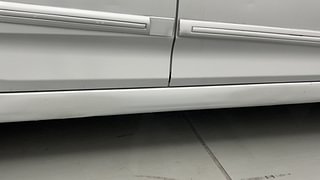 Used 2014 Hyundai Verna [2011-2015] Fluidic 1.4 VTVT Petrol Manual dents MINOR DENT